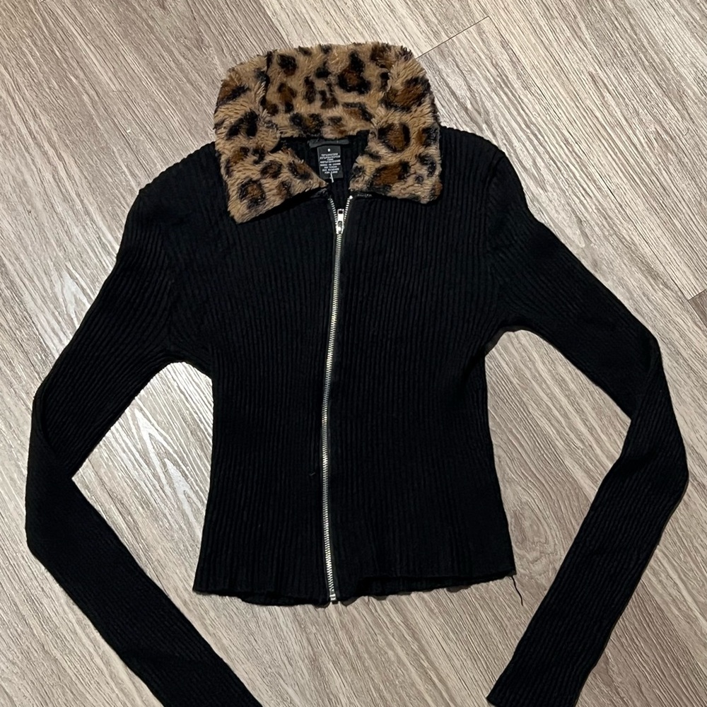 Rue21 Black Ribbed Blazer with Leopard Collar